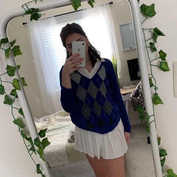 Blue Argyle Sweater with Collar 💙 - Picture 3 of 4